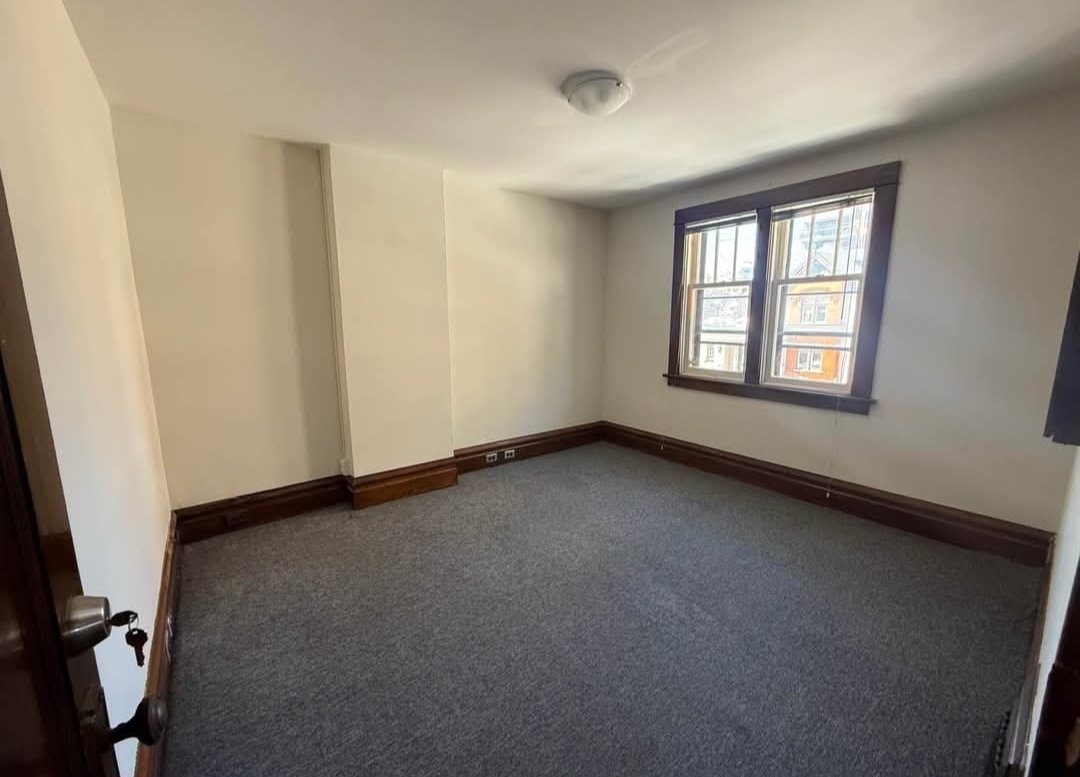 322 Waverley Street - Photo 6