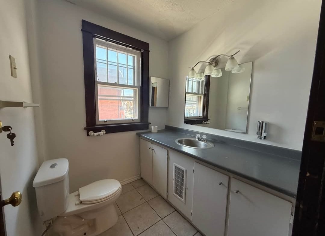 322 Waverley Street - Photo 11