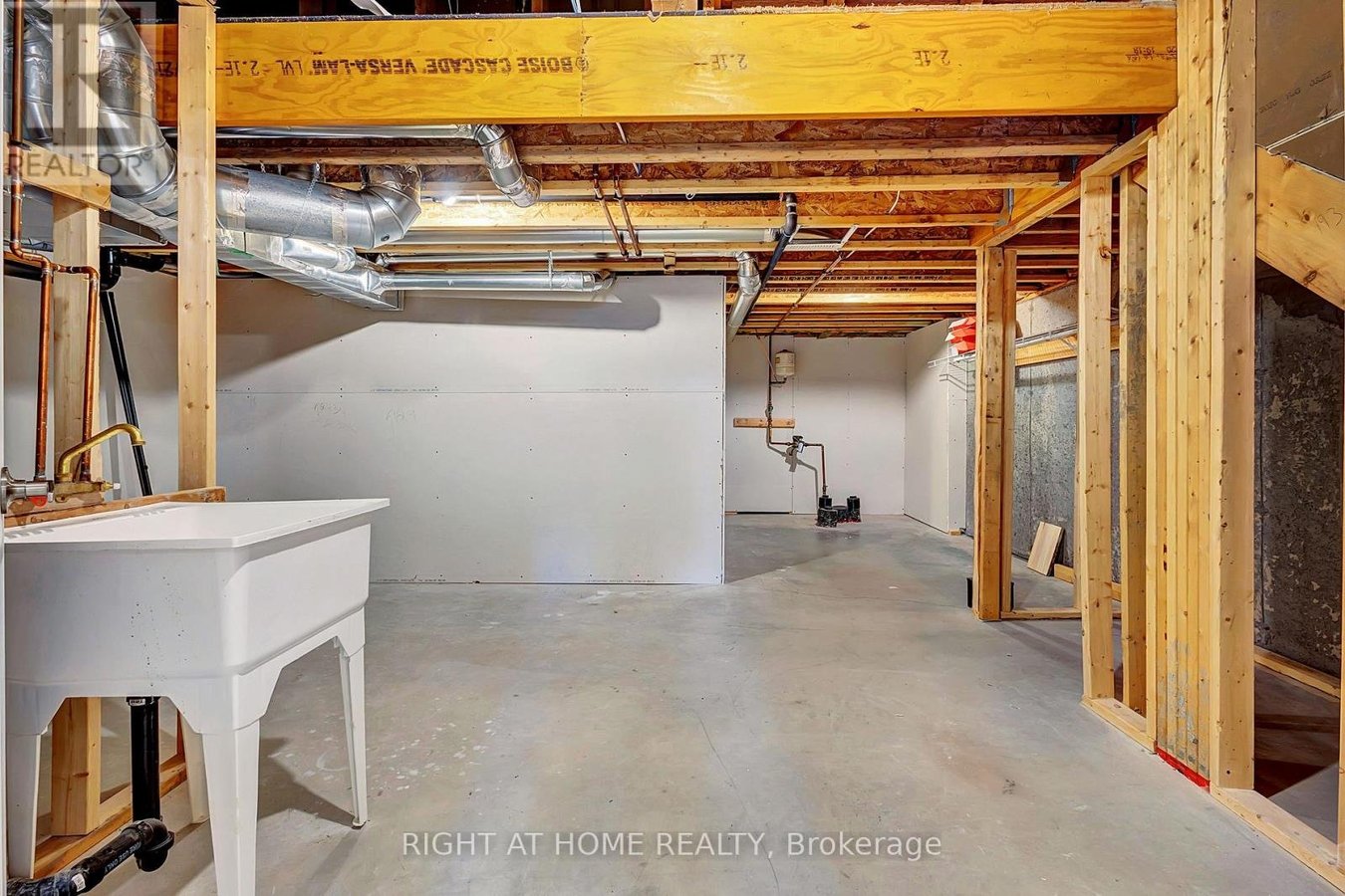 500 TRIANGLE STREET - Photo 25