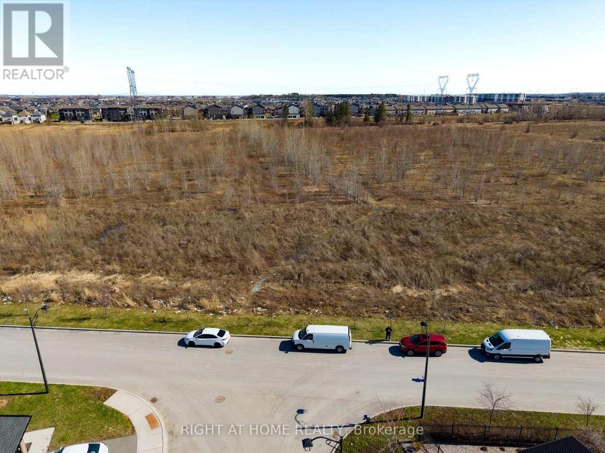 500 TRIANGLE STREET - Photo 28