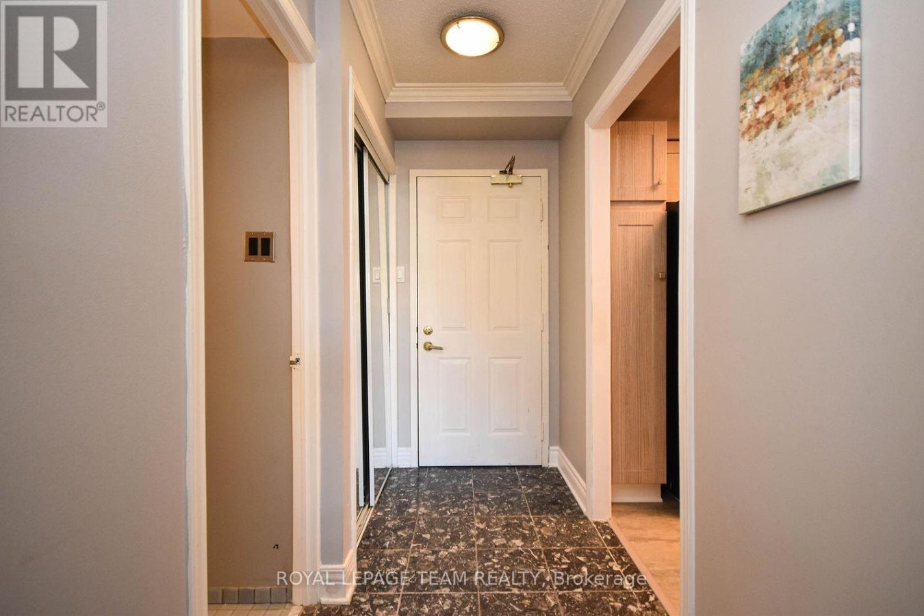 203 - 959 NORTH RIVER ROAD - Photo 3