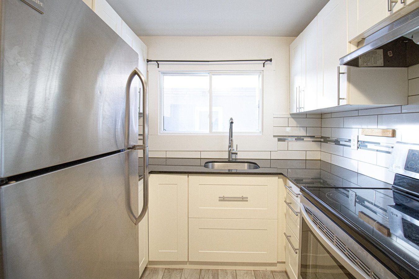 158 Lebrun Street - Photo 9