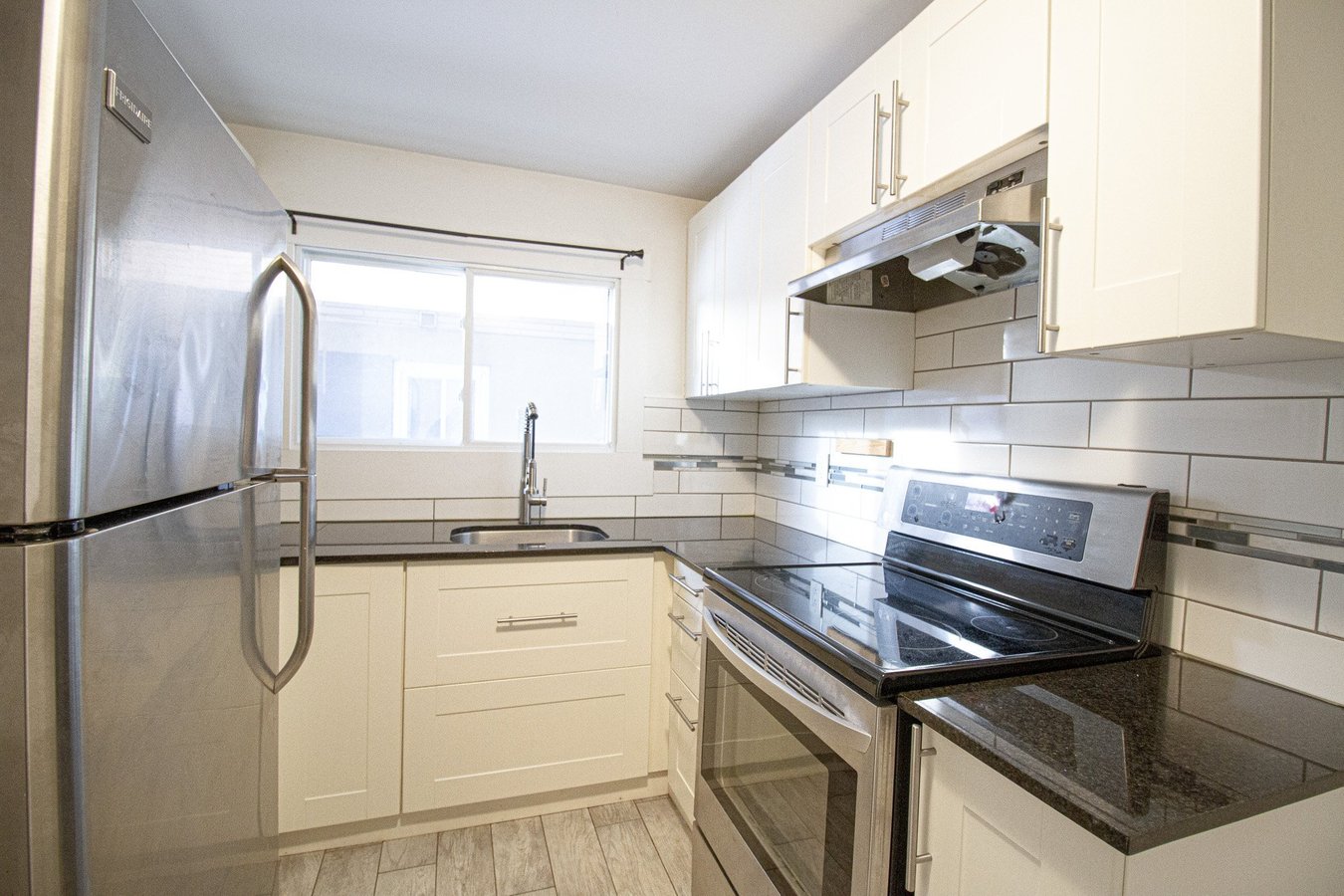 158 Lebrun Street - Photo 10