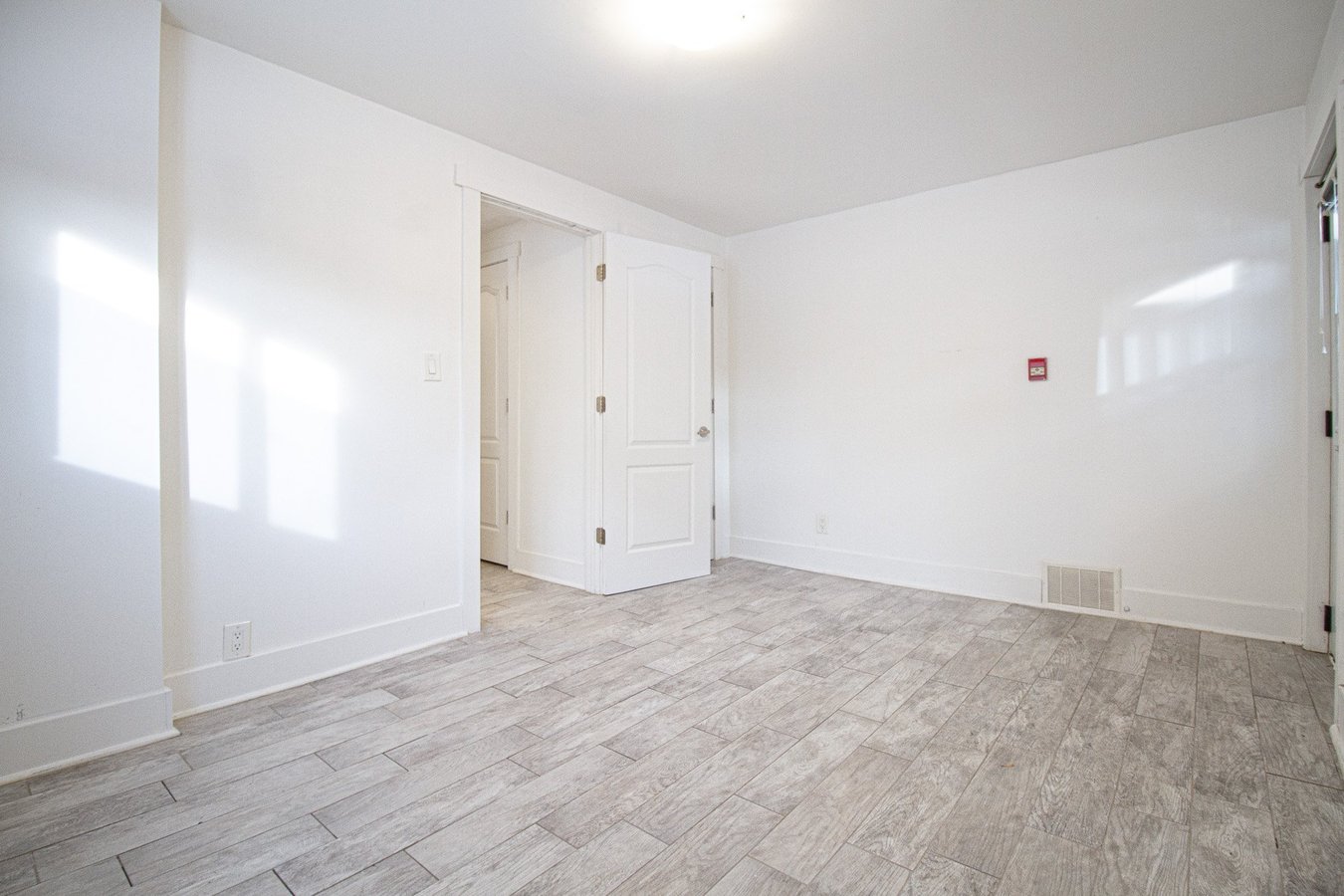 158 Lebrun Street - Photo 16