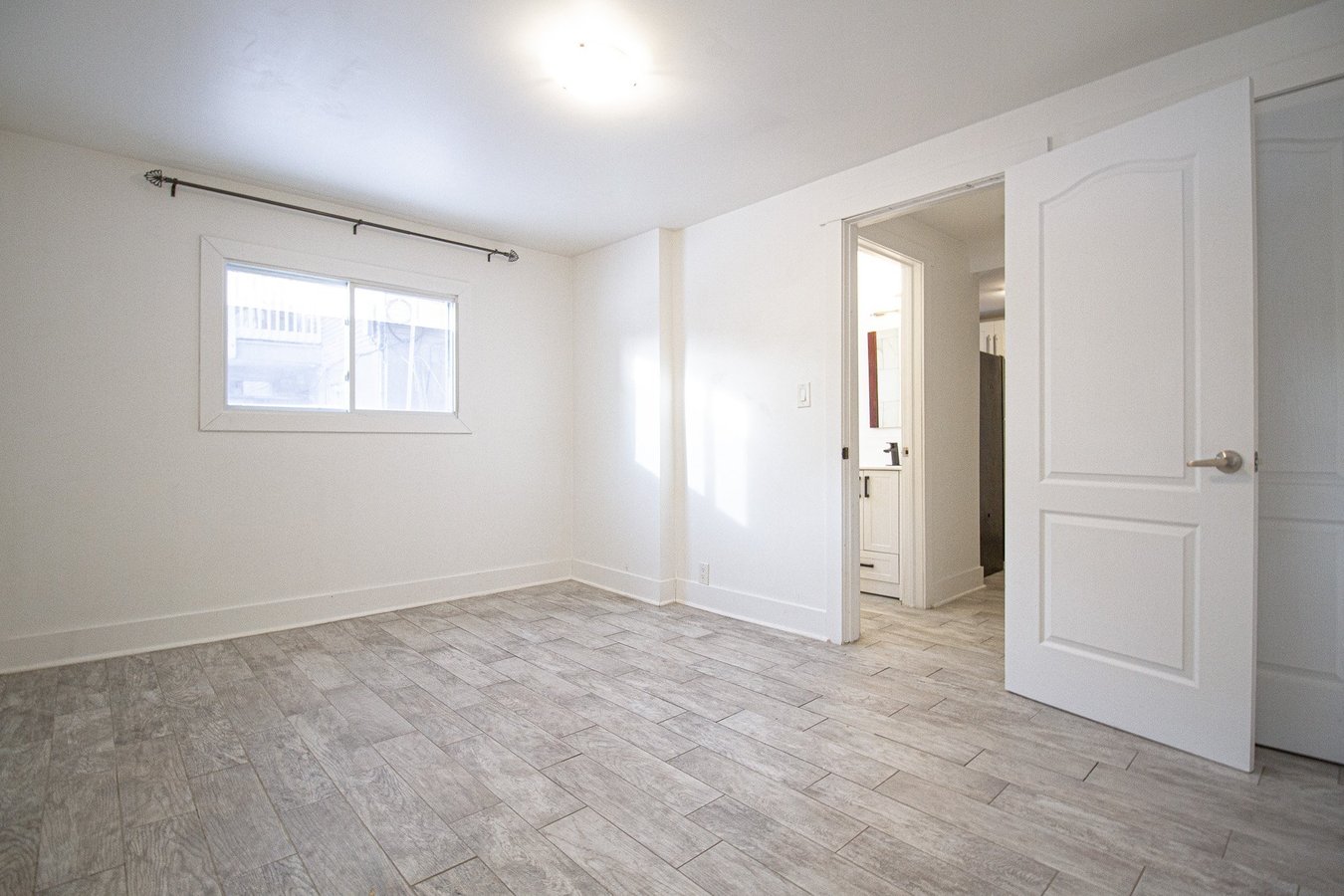 158 Lebrun Street - Photo 17