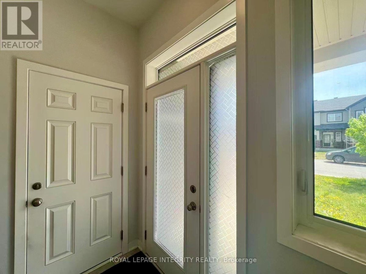 55 KINDRED ROW - Photo 4