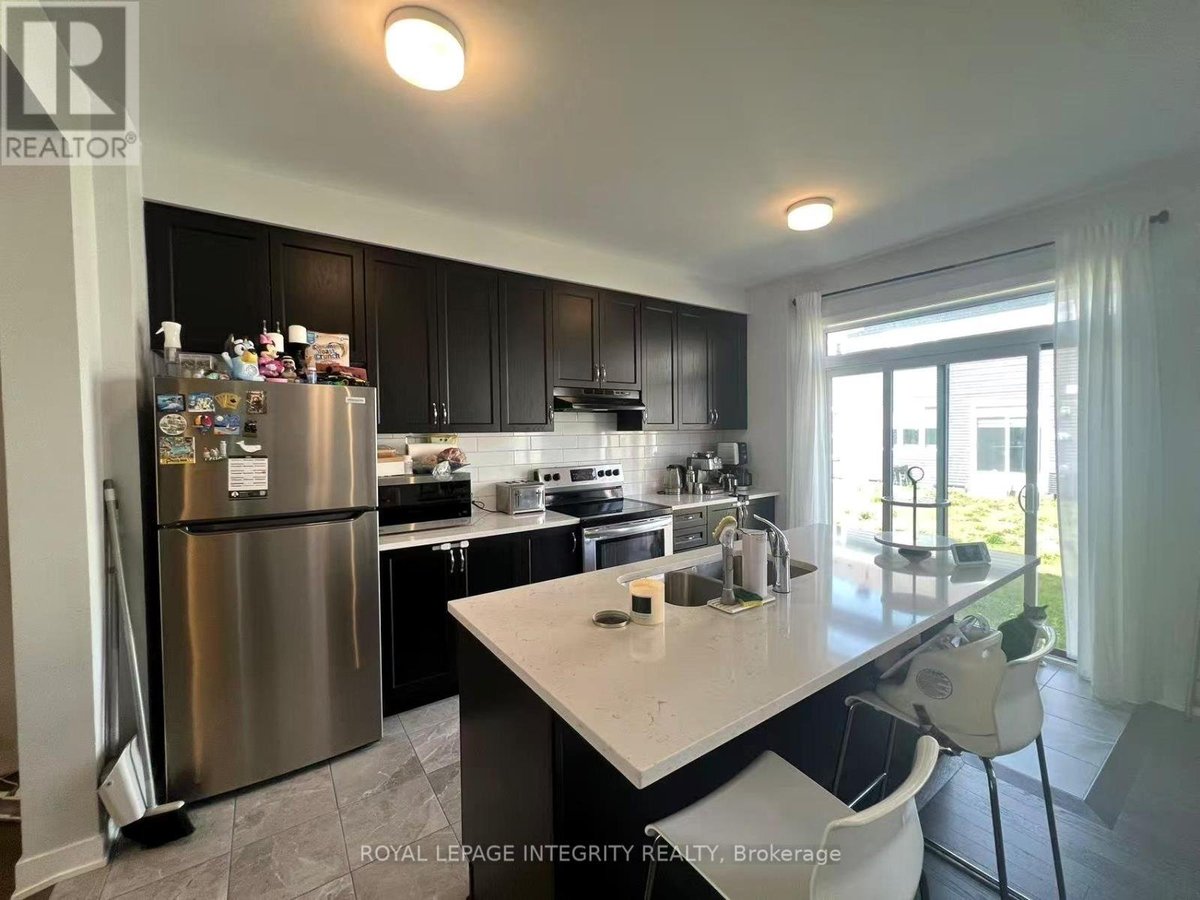 55 KINDRED ROW - Photo 10
