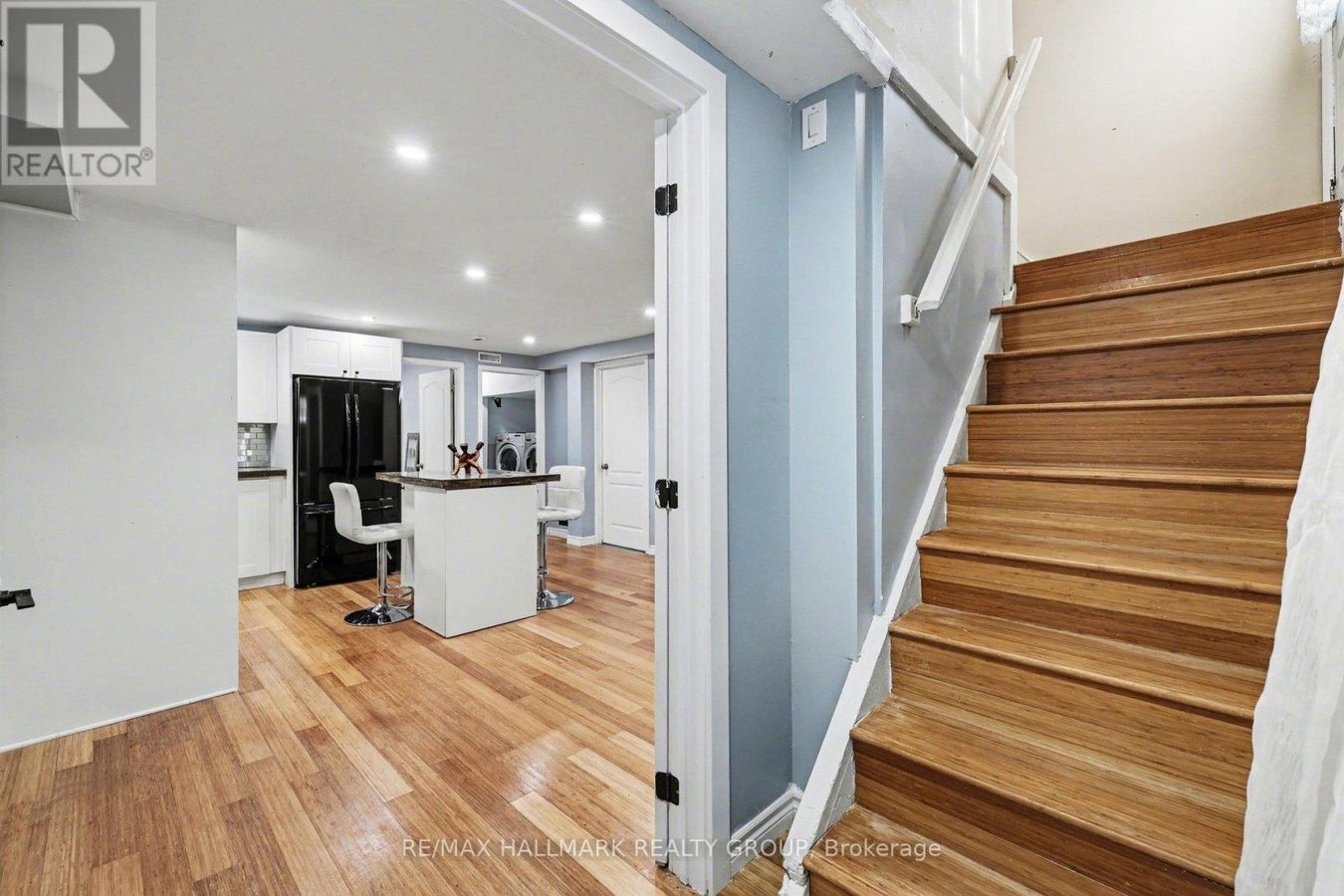 B - 1307 VANCOUVER AVENUE - Photo 4