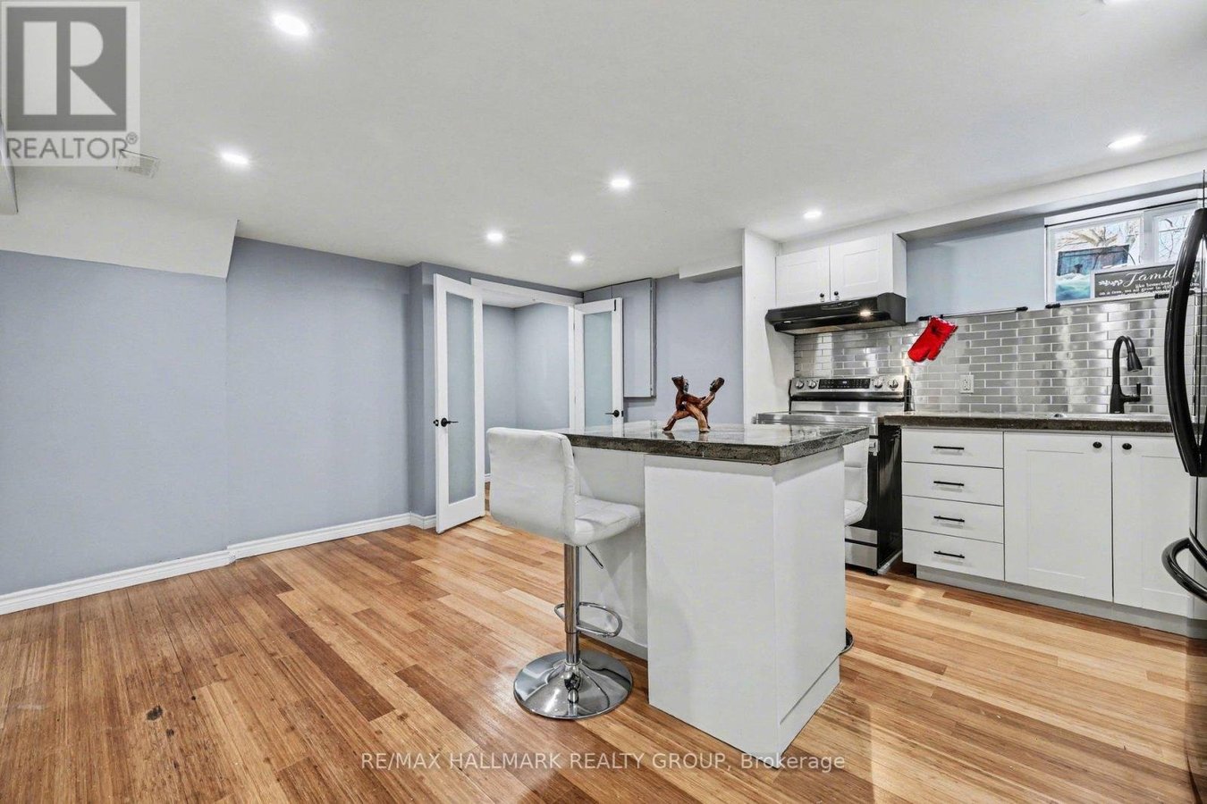 B - 1307 VANCOUVER AVENUE - Photo 7