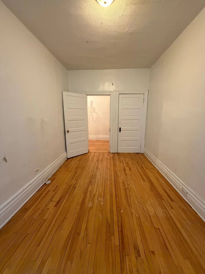 425 Daly Avenue - Photo 3