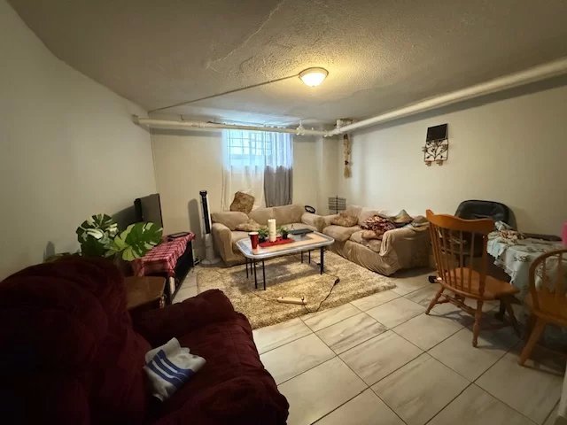 425 Daly Avenue - Photo 7