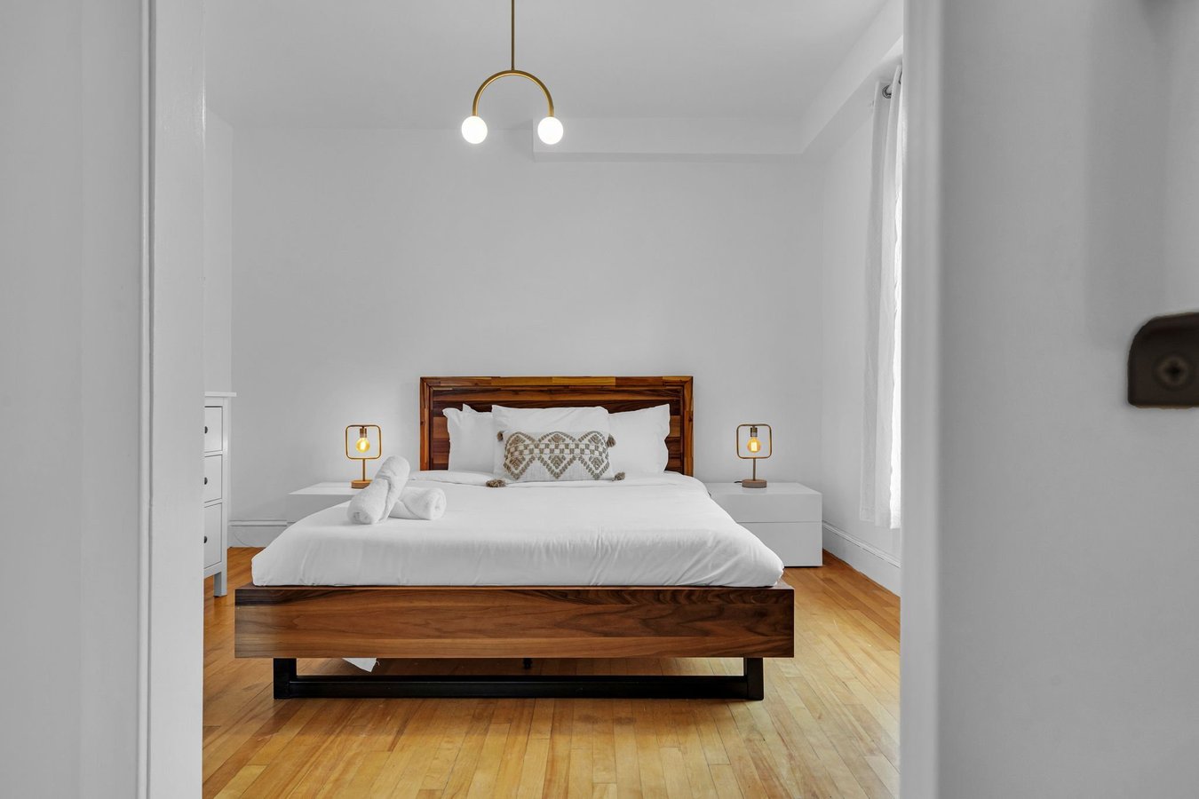 484 Gladstone Avenue - Photo 8