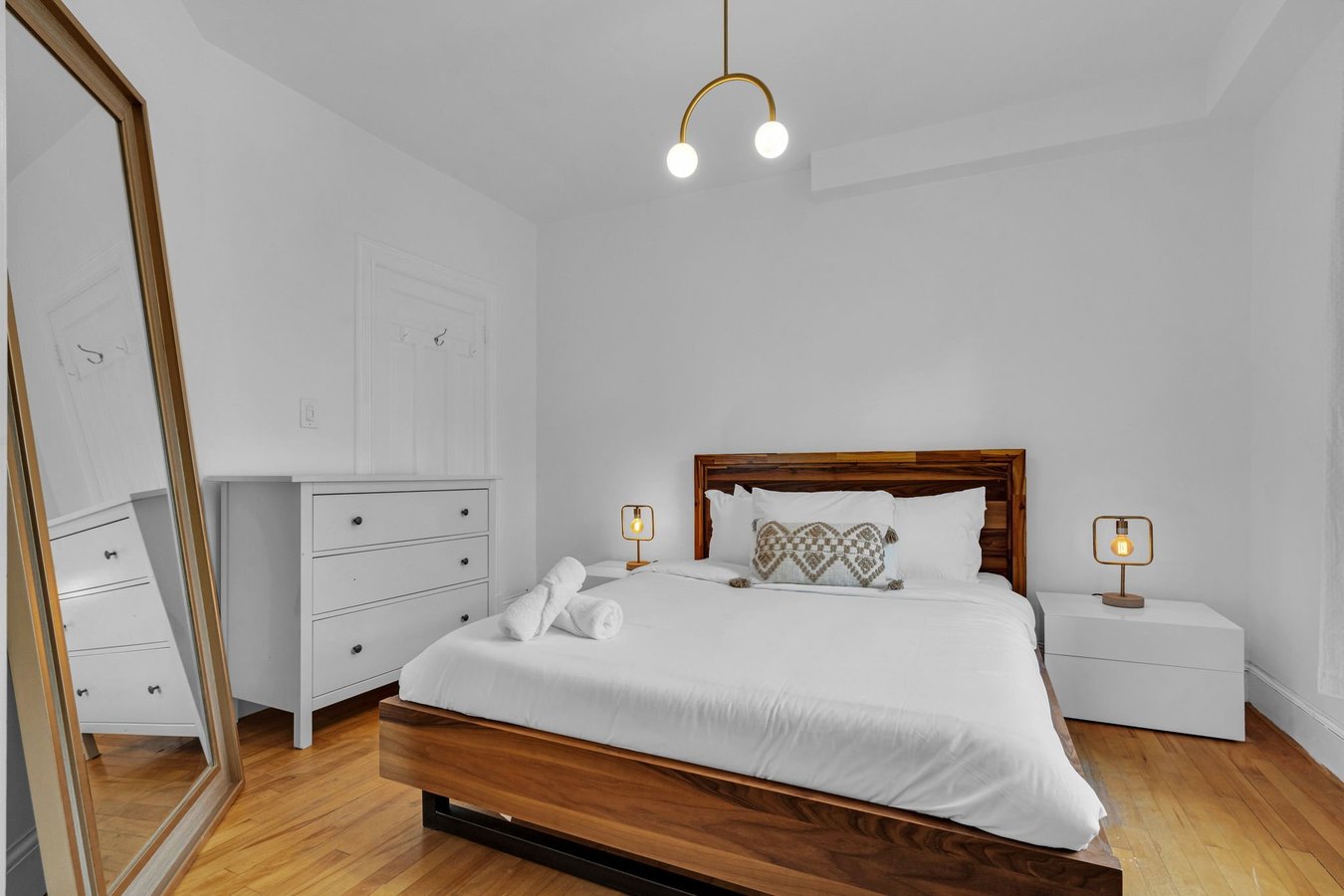 484 Gladstone Avenue - Photo 9