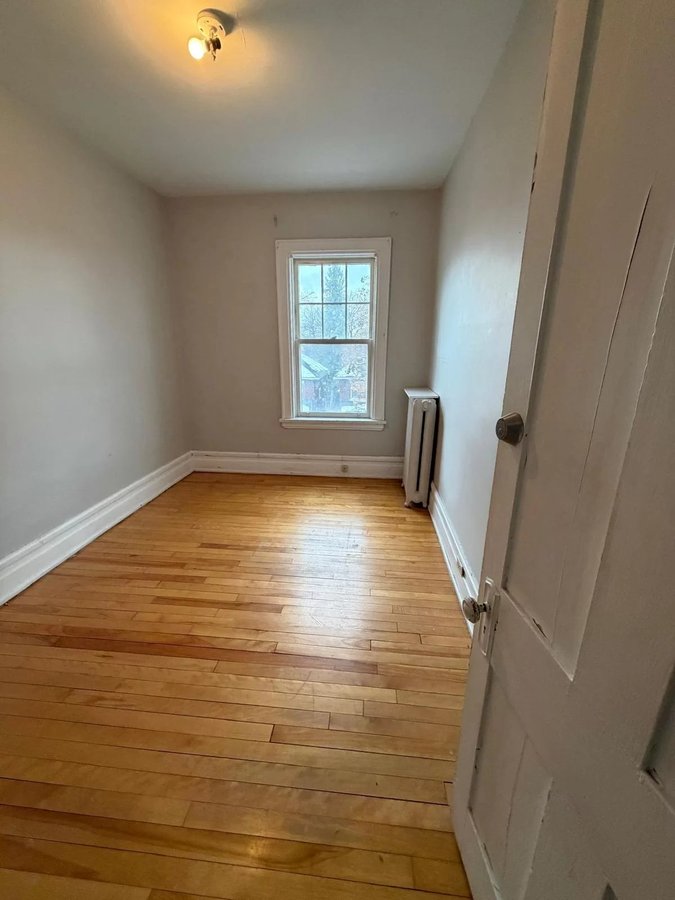 66 Fifth Avenue - Photo 2