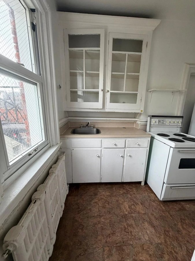 66 Fifth Avenue - Photo 9