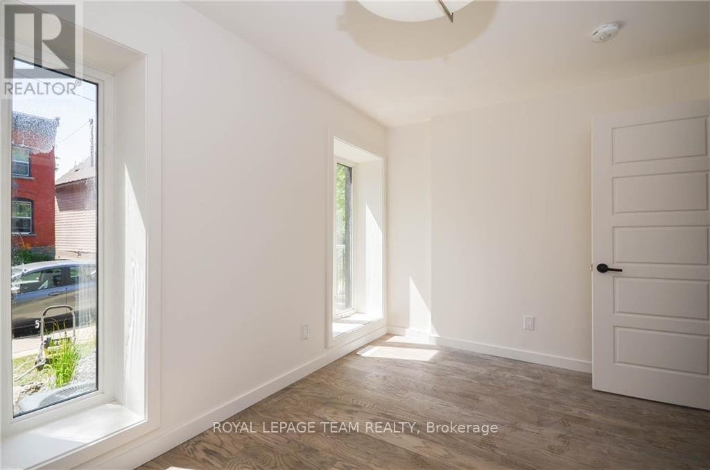 A - 177 CATHCART STREET - Photo 5