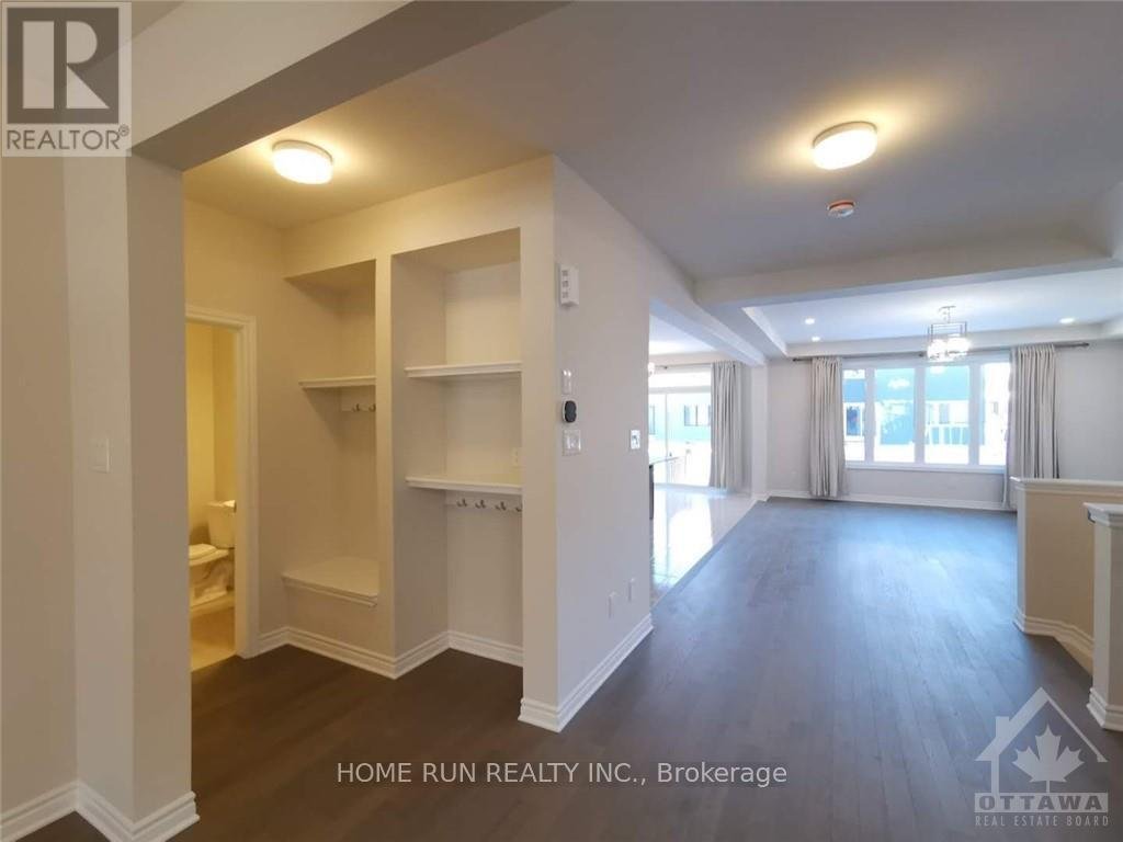 718 BRITTANIC ROAD - Photo 2