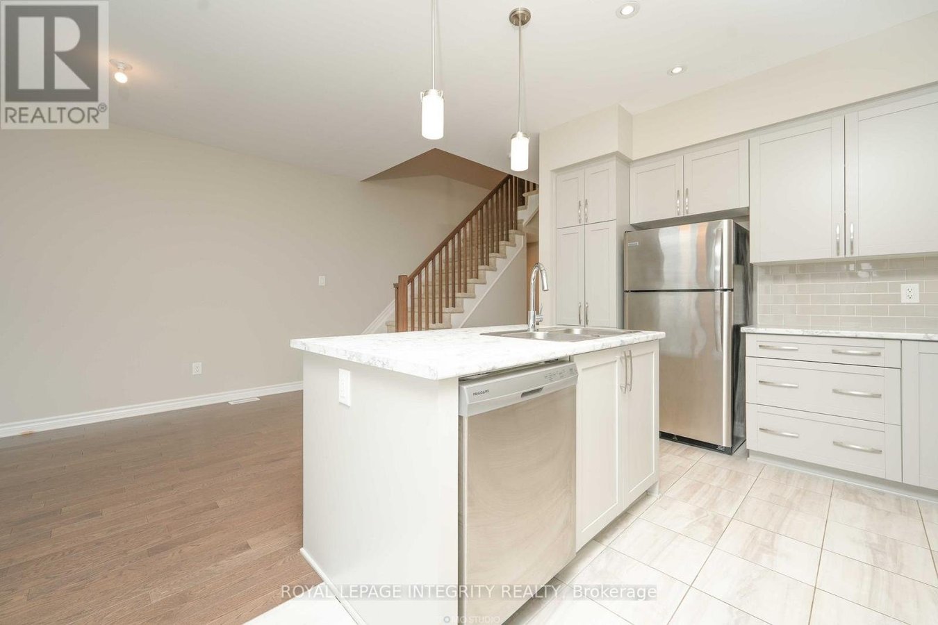 446 MARKDALE TERRACE - Photo 16