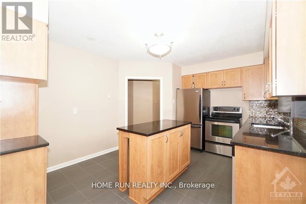 39 EPWORTH AVENUE - Photo 10
