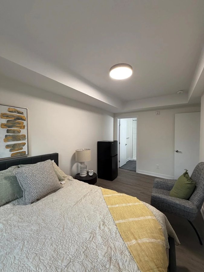 994 Bronson Avenue - Photo 15