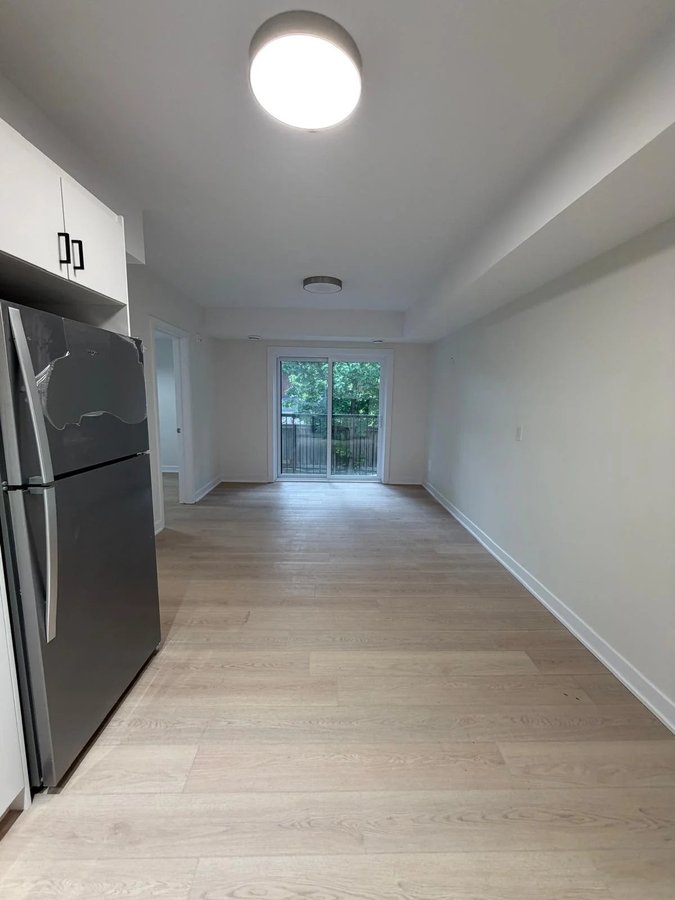 994 Bronson Avenue - Photo 3