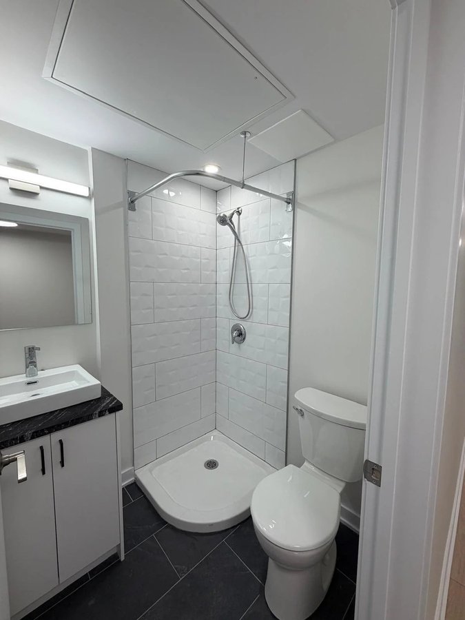 994 Bronson Avenue - Photo 10