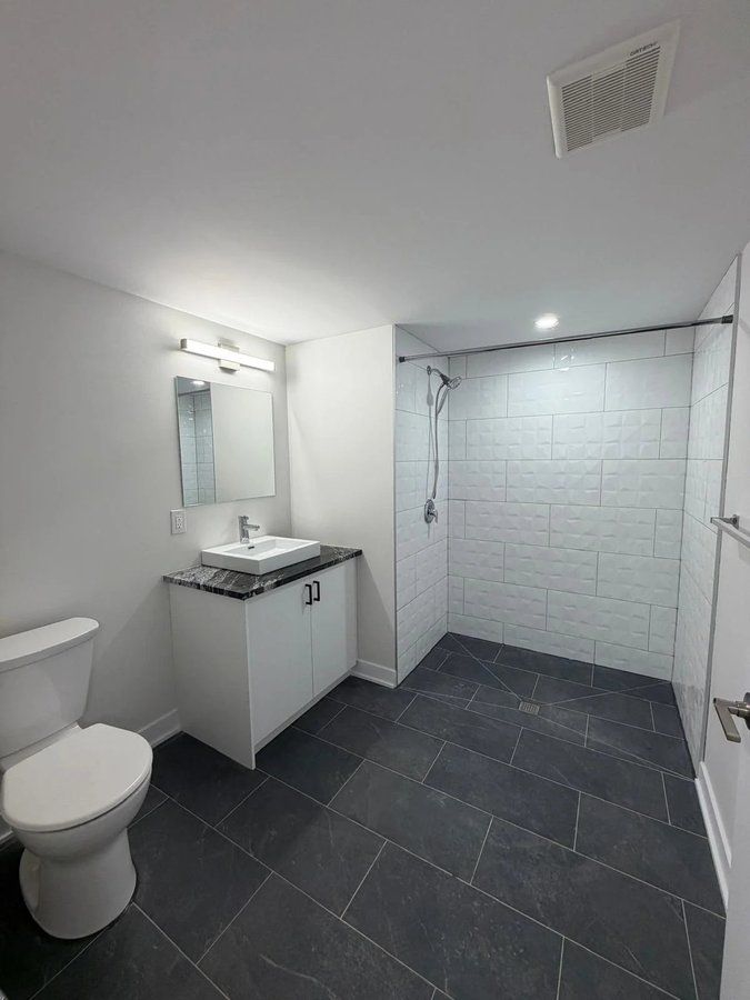 994 Bronson Avenue - Photo 11