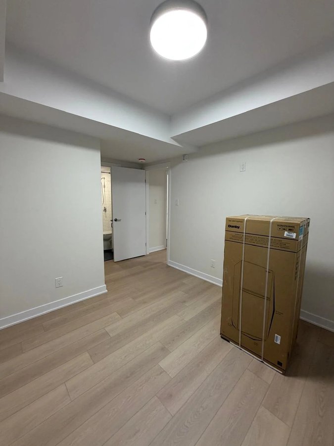 994 Bronson Avenue - Photo 14