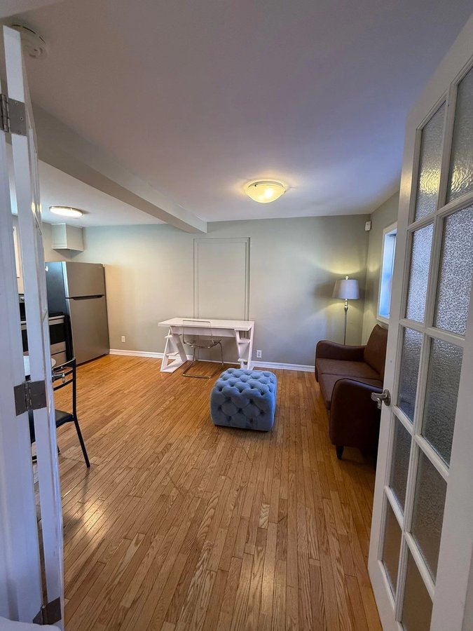 484 Gladstone Avenue - Photo 6