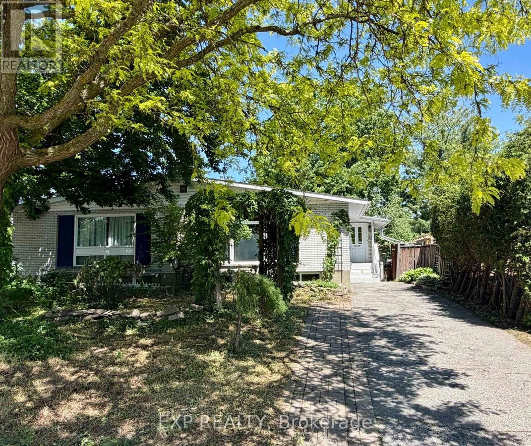 21 SOUTHVIEW CRESCENT - Photo 2