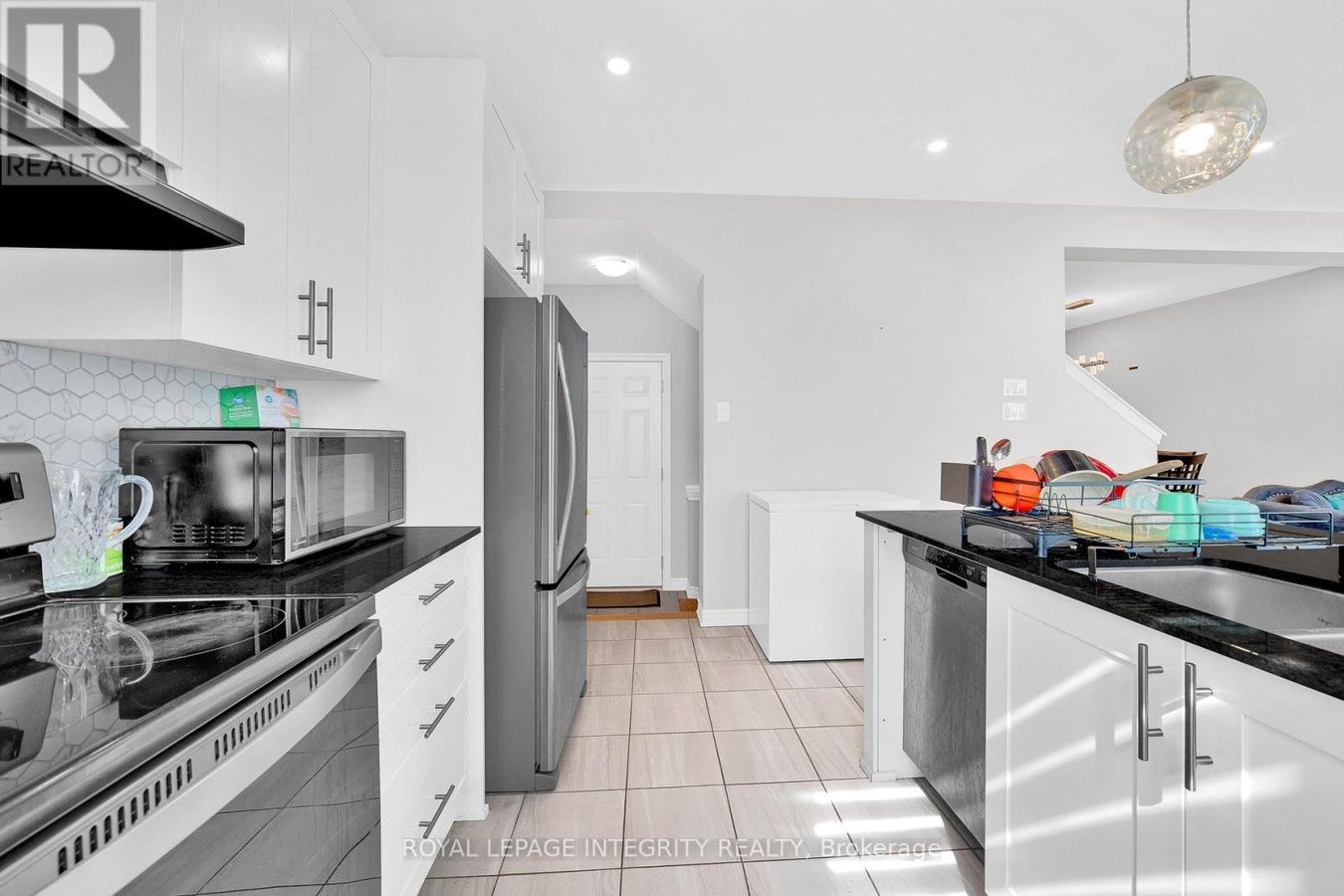 16 FOCALITY CRESCENT - Photo 10