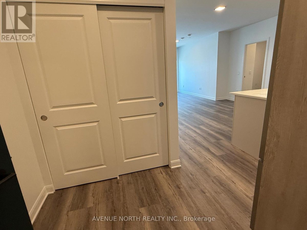 A211 - 4838 BANK STREET - Photo 7