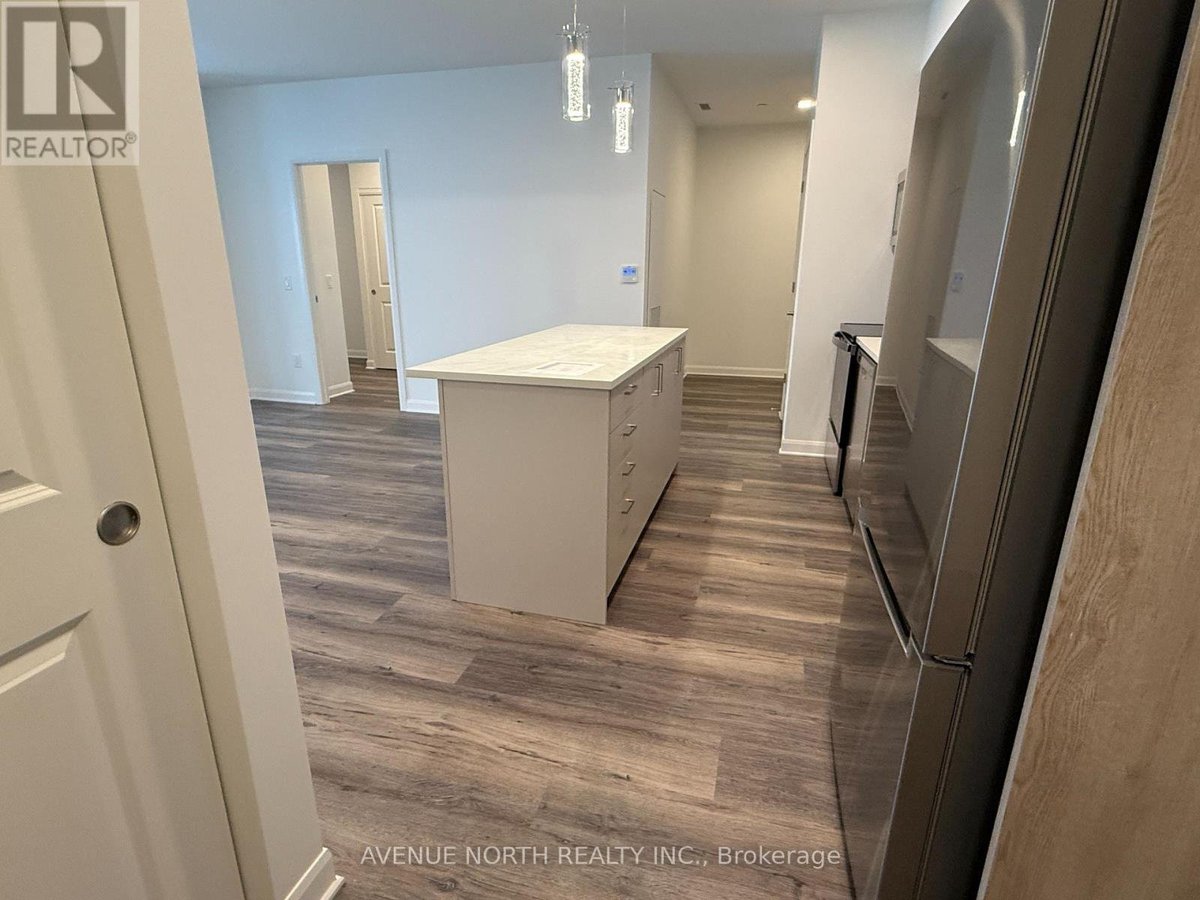 A211 - 4838 BANK STREET - Photo 8