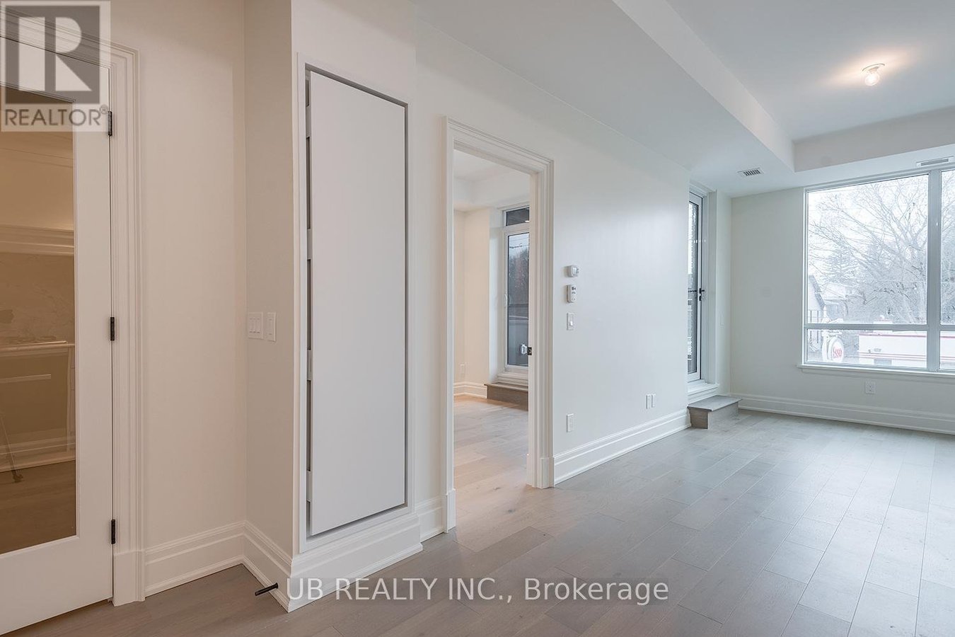 205 - 1451 WELLINGTON STREET W - Photo 6