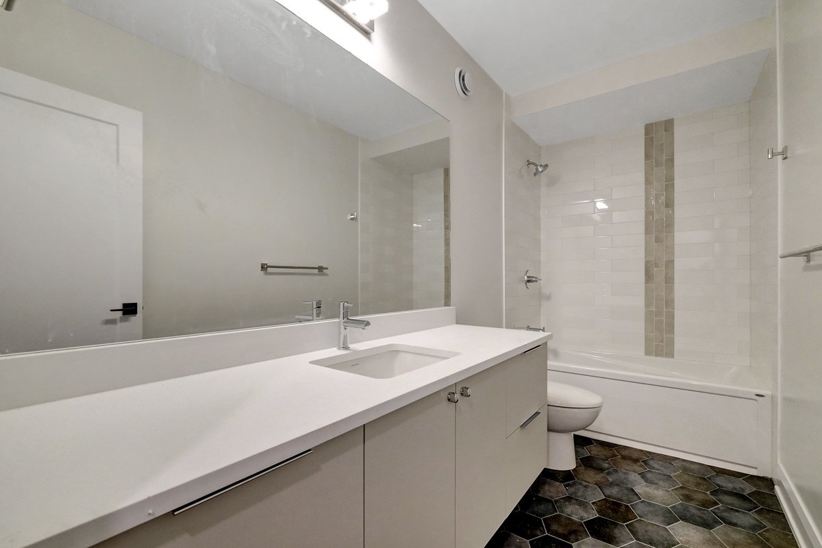 533 Broadhead Avenue - Photo 8