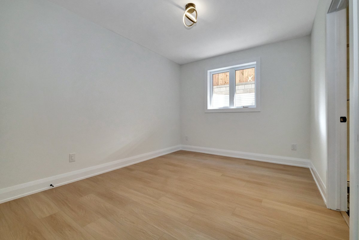 533 Broadhead Avenue - Photo 9