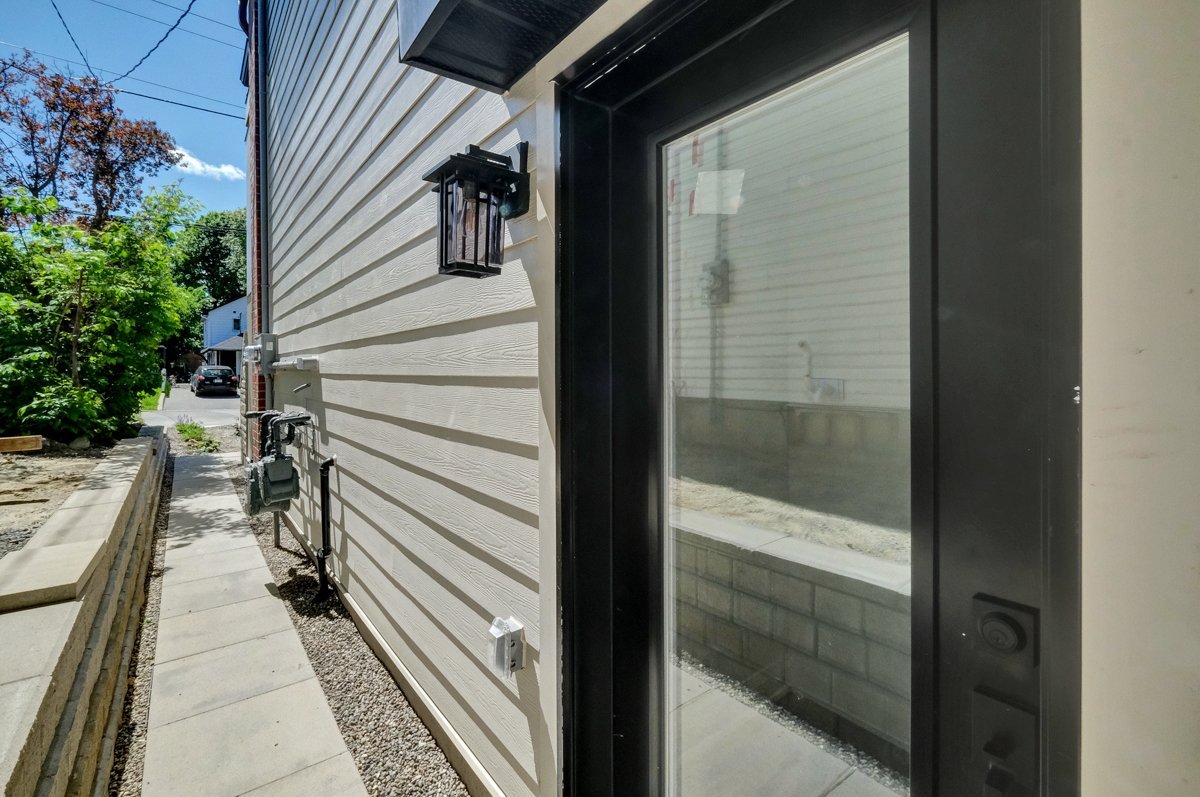 533 Broadhead Avenue - Photo 16