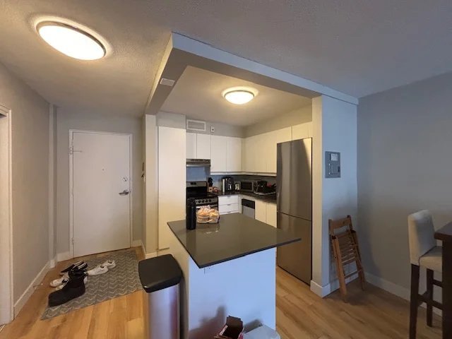 222 MacLaren Street - Photo 3