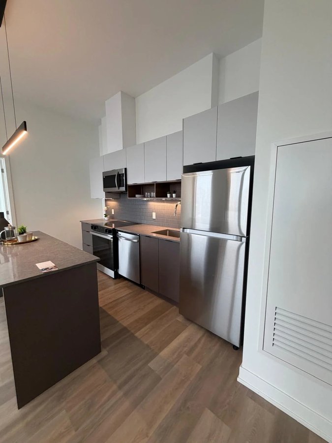 280 Montgomery Street - Photo 2
