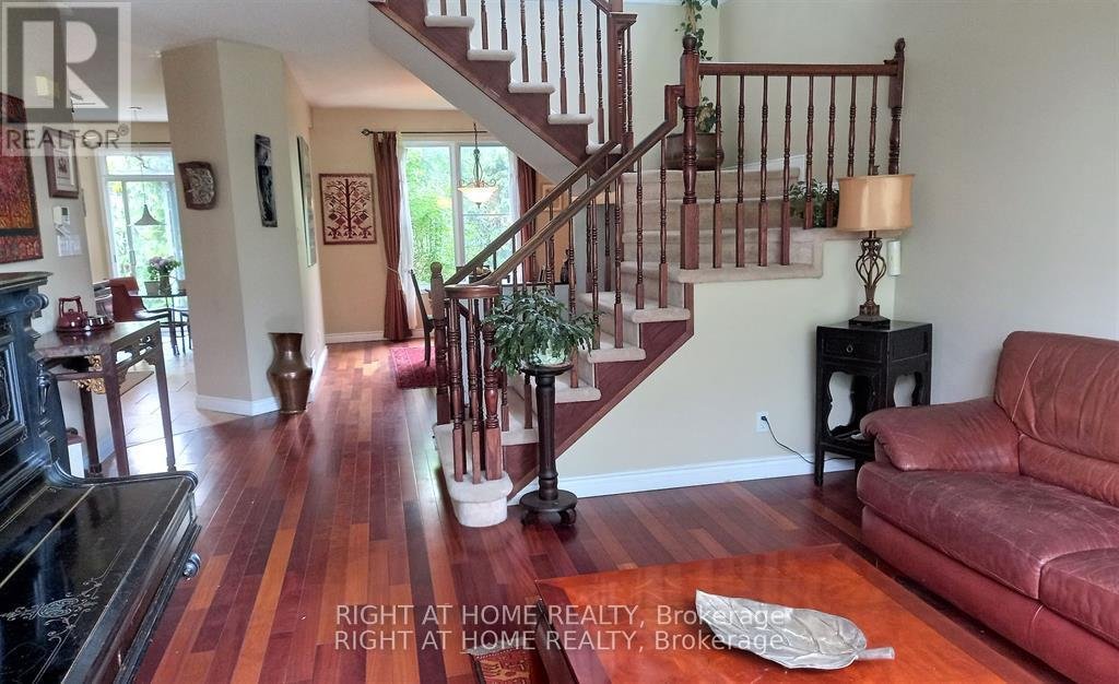 142 WINDHURST DRIVE - Photo 9