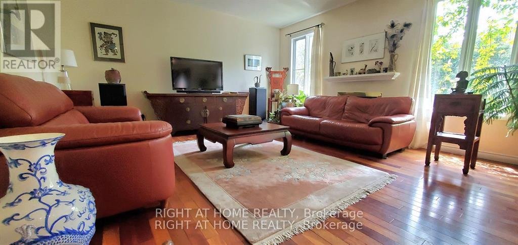 142 WINDHURST DRIVE - Photo 14