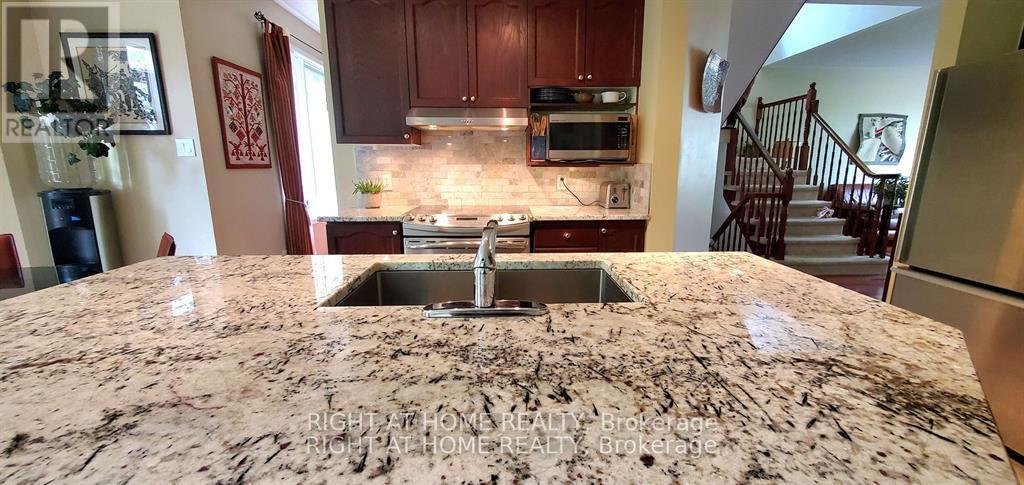 142 WINDHURST DRIVE - Photo 18