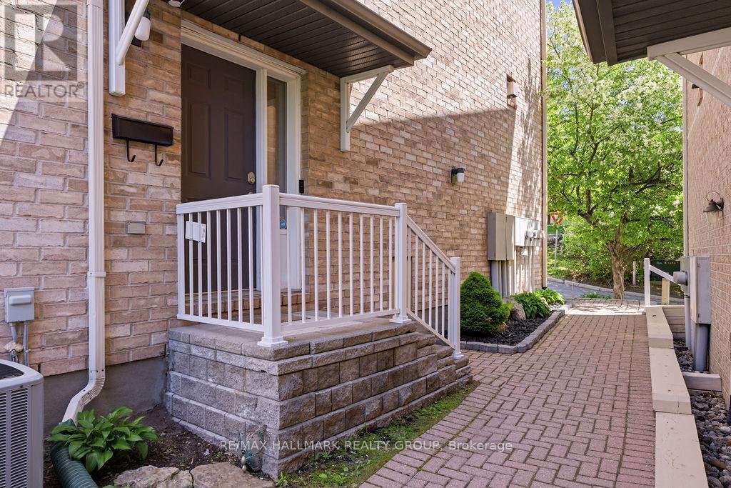 8 PONDSIDE PRIVATE - Photo 3