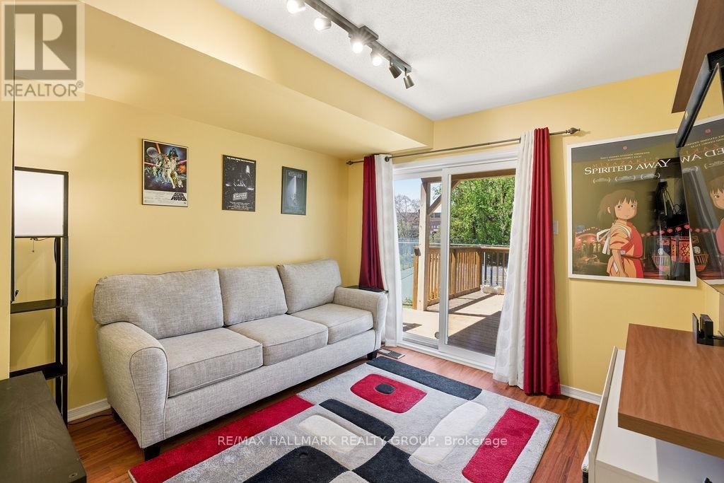 8 PONDSIDE PRIVATE - Photo 5