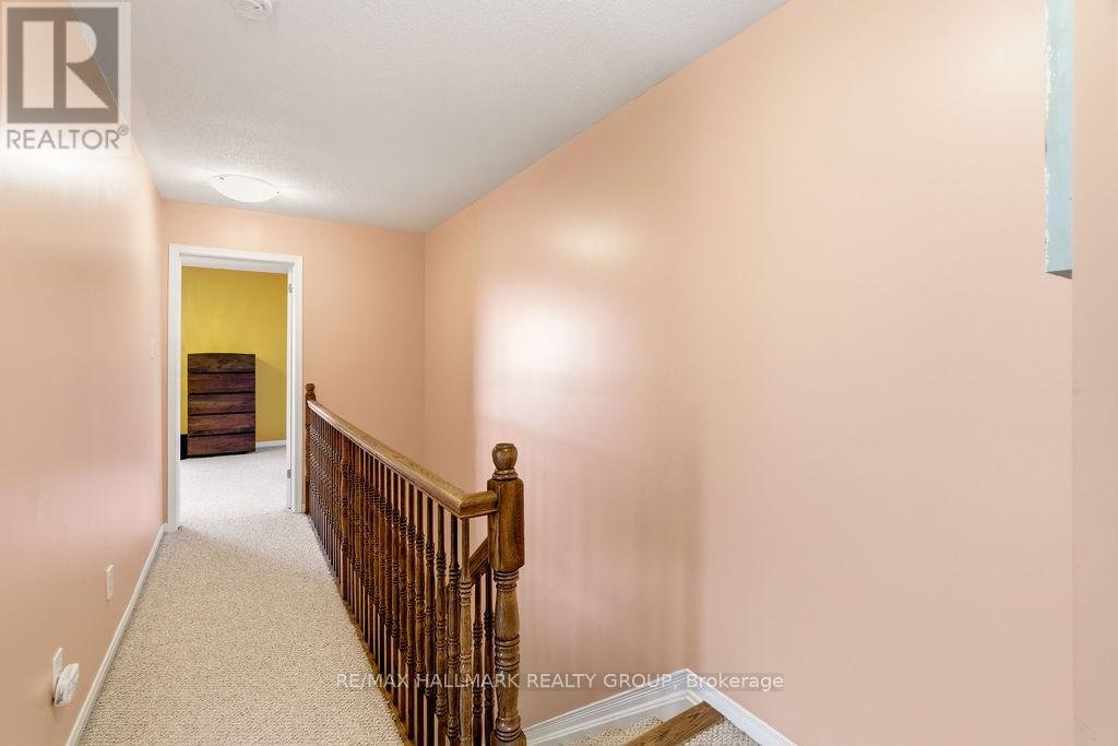 8 PONDSIDE PRIVATE - Photo 23