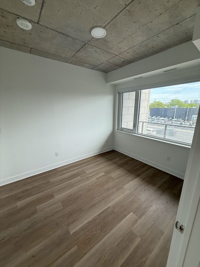 1655 Carling Avenue - Photo 10