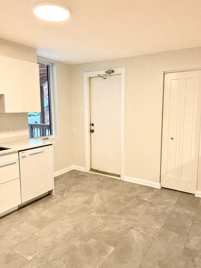 234 Donald Street - Photo 6