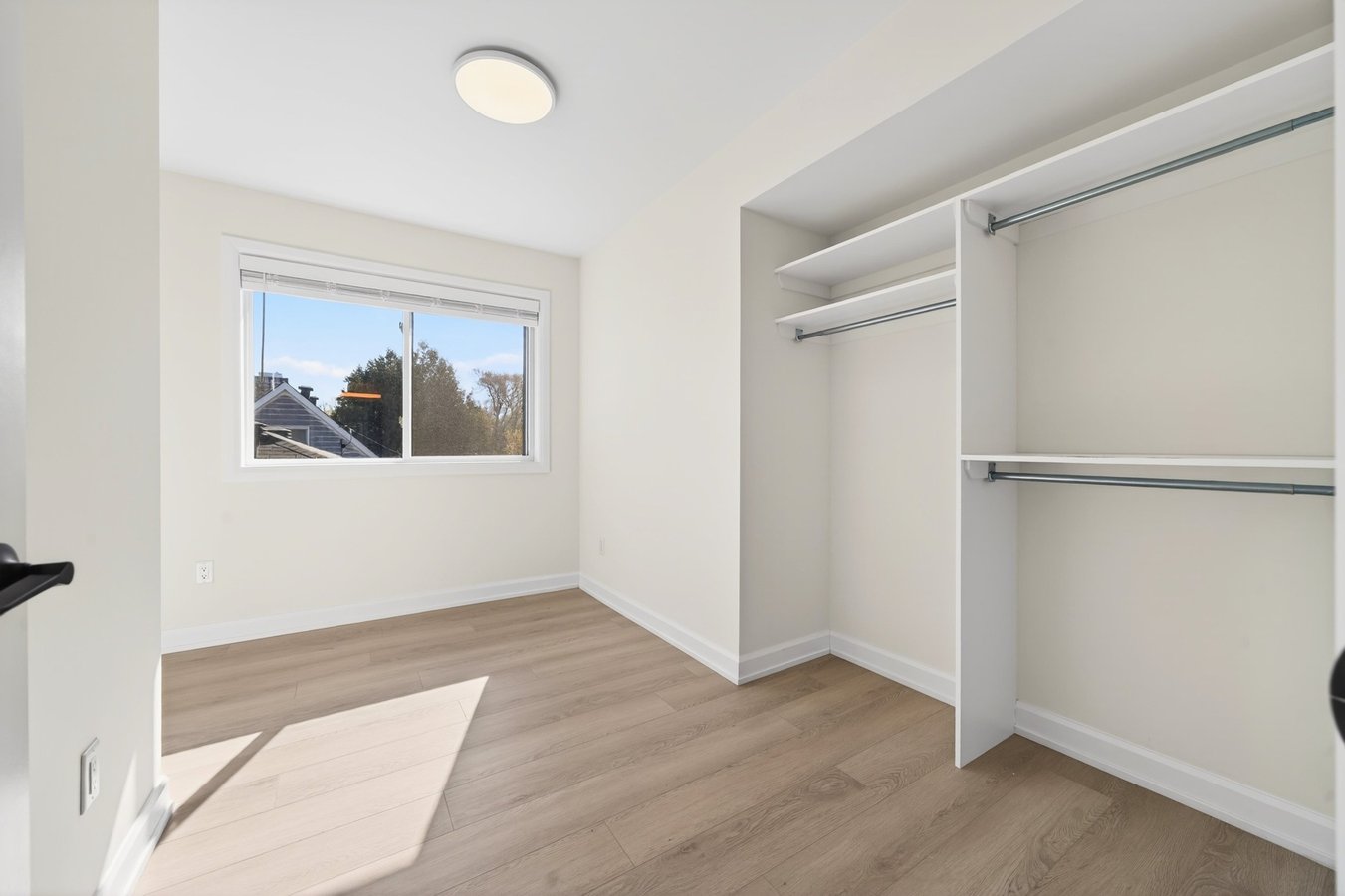 1241 Collins Avenue - Photo 15