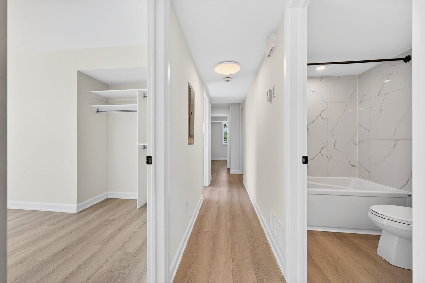1241 Collins Avenue - Photo 6