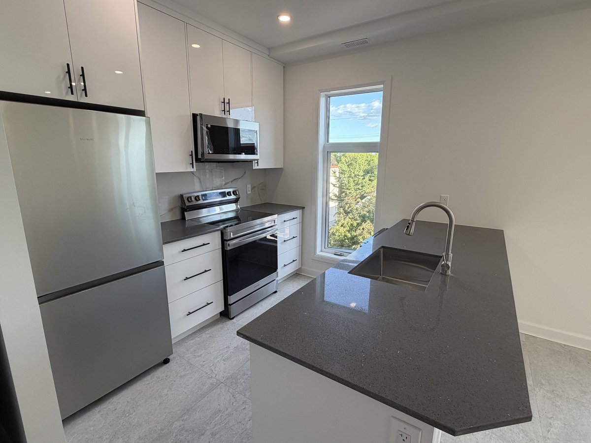 249 Shakespeare Street - Photo 3